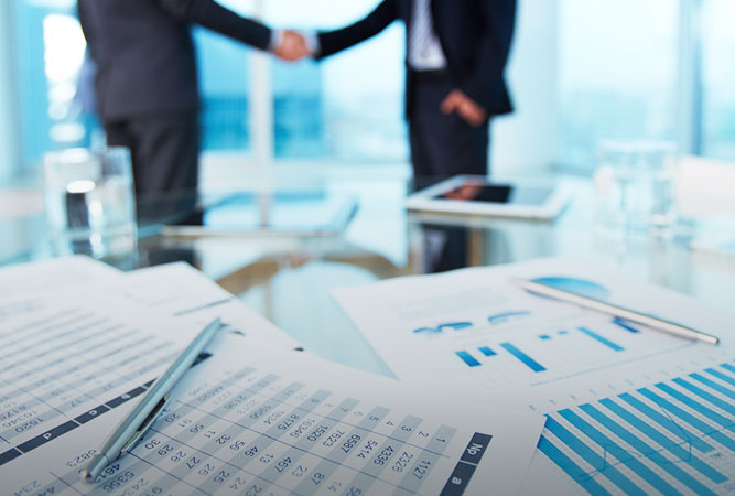 eラーニングで全社員に情報を届ける新しい全社会議の形